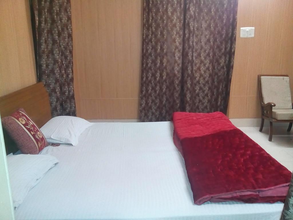 Tourist Guest House Amritsar Buitenkant foto