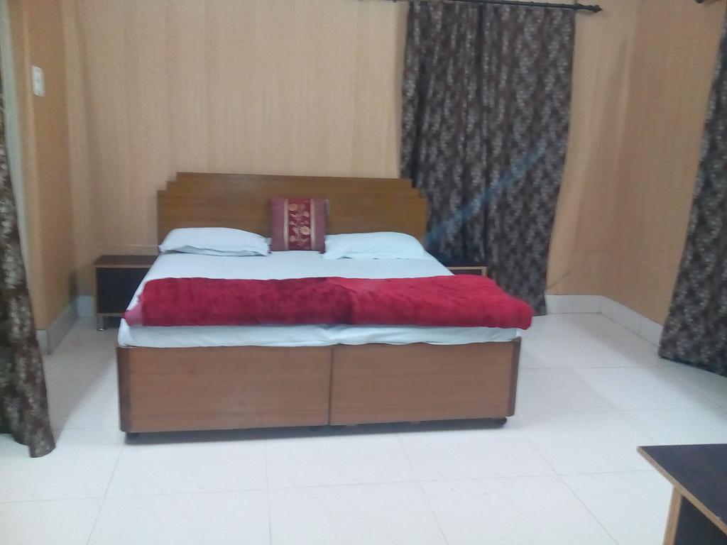 Tourist Guest House Amritsar Buitenkant foto