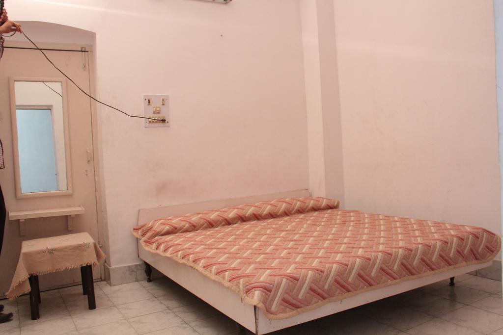 Tourist Guest House Amritsar Kamer foto