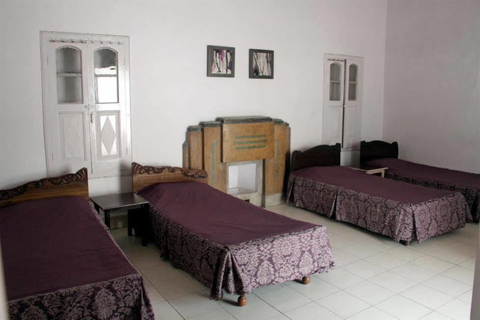 Tourist Guest House Amritsar Buitenkant foto