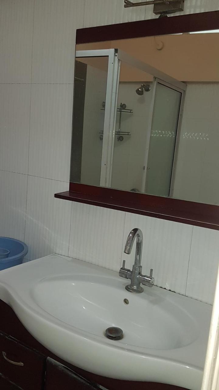 Tourist Guest House Amritsar Buitenkant foto